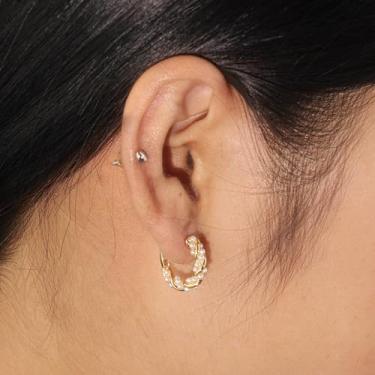 Imagem de Brincos de argola de pérola pequena para mulheres, banhado a ouro 14 quilates/brincos de argola torcidos de prata com pequenas pérolas de 16 mm, 1, Latão, Sem pedra preciosa