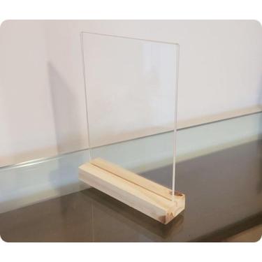 Imagem de Display de Mesa 10x15cm em Pinus e Acrílico Transparente - FórmaPrátic