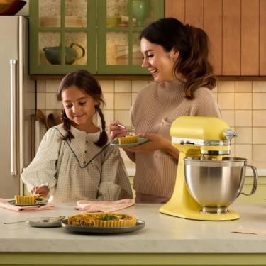 Imagem de Batedeira KitchenAid Artisan KEA38AM Butter 127V 60Hz com 2 Tigelas, 1