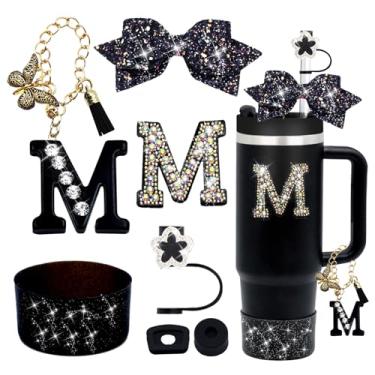 Imagem de Conjunto de acessórios para copo Stanley preto de 7 peças para copo Stanley 850 g 1,134 g, incluindo topo de palha de diamante, pingente de letra, laço brilhante, adesivo de iniciais, tampa à prova de