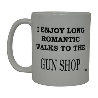 Imagem de Rogue River Tactical Melhor caneca de café engraçada I enjoy long romantic walks to the gun shop novidade copo ótimo presente para homens caçadores armas de caça