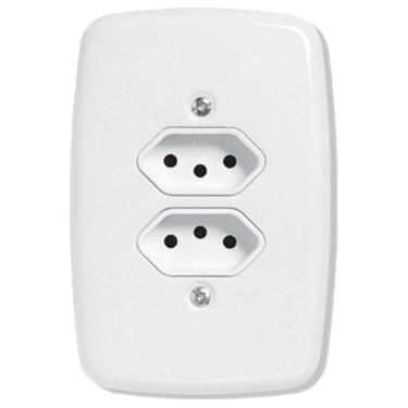 Imagem de Tomada Pluzie Ideale Dupla 2P+T 10A com Placa 4x2 Branca