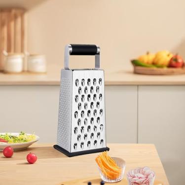 Imagem de Ralador de queijo e vegetais – Aço inoxidável portátil tamanho GG, 4 lados - Ralador de caixa perfeito para queijo parmesão, chocolate, alho e raspas, recipiente embutido, alça antiderrapante