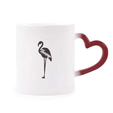 Imagem de Caneca de flamingo preta e branca com estampa de animal sensível ao calor, copo de grés que muda de cor vermelha