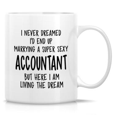 Imagem de Retreez Caneca engraçada para cônjuge contador - 325 ml xícara de café ou chá de cerâmica - presente bem-humorado para marido contador, esposa contadora - aniversário, agradecimento, presente de dia
