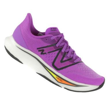 Imagem de Tênis New Balance Fuelcell Rebel V3 Roxo - Feminino, 34, Roxo