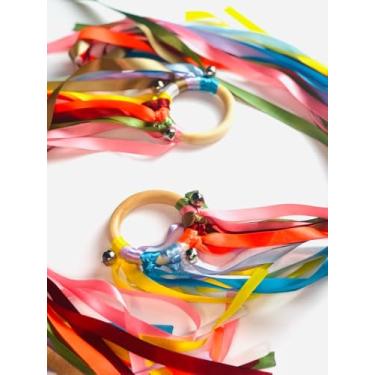 Imagem de Pipa De Mão Waldorf Argola De Fitas Montessori (Arco-íris)