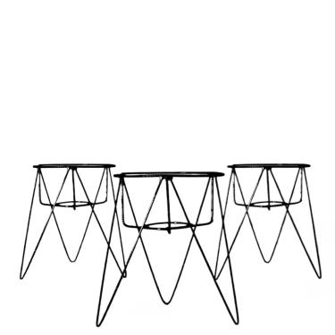 Imagem de Kit 3 Suporte Tripé Alto de Ferro Reforçado para Plantas, Vasos de Boca 21 com Fundo e Alturas Ajustáveis - Suporte para Flores, Plantas de Chão e Vaso de Planta em Jardim/Sala(ALTURA = 30CM)