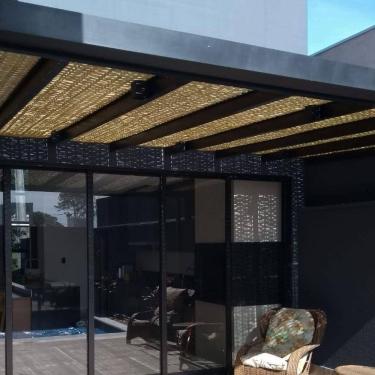 Imagem de Esteira de Bambu Natural com Verniz 10 placas de 1,00x1,50mt