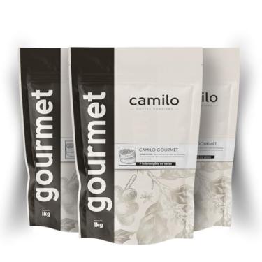 Imagem de Kit café Camilo Gourmet 3 pacotes de 1kg em grãos – 100% Arábica, torra escura com notas de chocolate e amêndoas