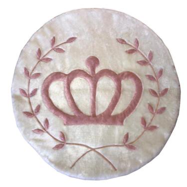 Imagem de Tapete Pelúcia Coroa Ramos 90Cm X 90Cm Quarto Infantil Base Emborrachado - Palha