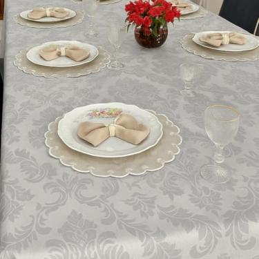 Imagem de Toalha de Mesa Jacquard Natal 4 e 6 Lugares – Elegância e Sofisticação para Suas Festas e Refeições(2,10X1,40,BRANCO)