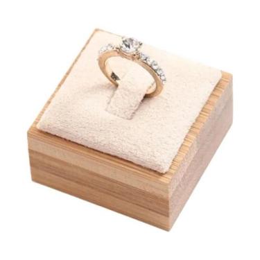 Imagem de Organizador De Anéis De Madeira De Bambu Quadrado Com Tapete De Veludo