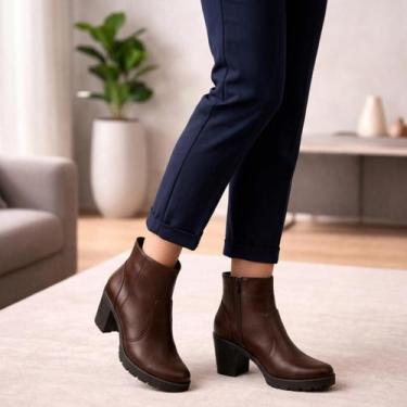 Imagem de Bota Cano Curto Feminina Lisa Salto Bloco Grosso Alto Bico Redondo Con