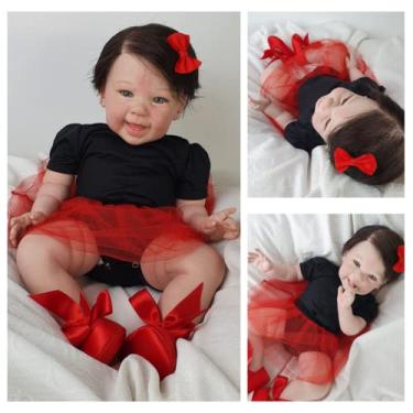 Imagem de Bebê Reborn Sorrindo + Enxoval Completo