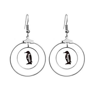 Imagem de Brincos de pinguim em preto e branco com argola pendurada, joia circular