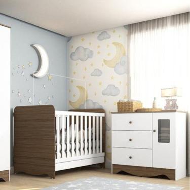 Imagem de Quarto De Bebê Com Berço Americano 3 Em 1 E Cômoda 1 Porta Com Janela