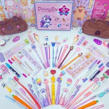 Imagem de Kit de Papelaria Fofa Dreamybox Kit 15 Itens, C/Caderno A5 e Estojo de Pelúcia, Planeta Kawaii, Presente Menina, Aniversário, Dia das Crianças, Criativo, Infantil, Natal, Presente Criativo