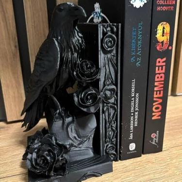Imagem de Suporte Aparador de Livros Corvo Negro – Bibliocanto Decorativo Premium
