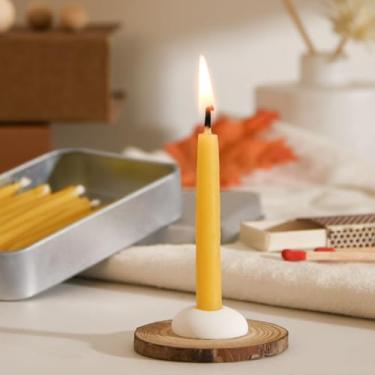 Imagem de Velas de cera de abelha 100% pura de 20 minutos, mini velas cônicas de meditação consciente, sem fumaça e sem gotejamento com suporte para ioga, oração, relaxamento (amarelo, pacote com 24)