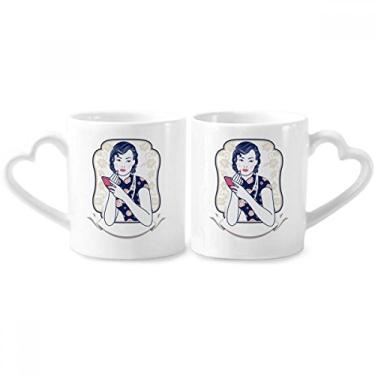 Imagem de Conjunto de canecas de porcelana para casais de mulher rosa da cultura chinesa com alça de coração