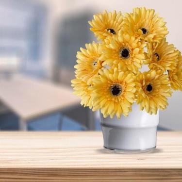 Imagem de 12 Hastes de Gérbera Artificial em Várias Cores para Decoração de Inte