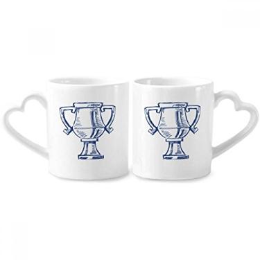 Imagem de Conjunto de canecas de porcelana para casais azuis troféu de campeonato de futebol com alça de coração