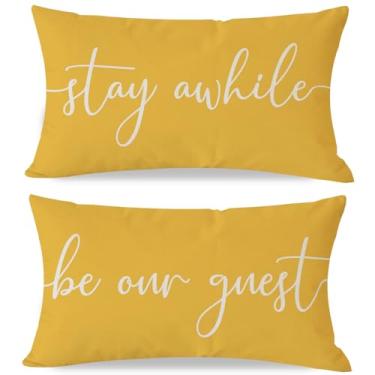 Imagem de PANDICORN Farmhouse Capas de almofada lombar 30 x 50 conjunto de 2, Stay Awhile Be Our Guest Welcome - Capas decorativas amarelas para decoração de primavera verão para sala de estar, quarto