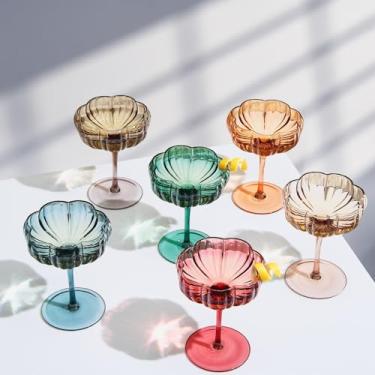 Imagem de Khen Flower Modern Wavy Glass Coupes Martini, Champagne & Cocktail Coupes - Conjunto de copos de coquetel coloridos de 170.1-222 g e champanhe, Prosecco, Mimosa Glassware Design com direitos autorais