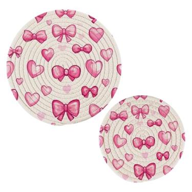 Imagem de Blueangle 2 peças de suporte de panela trivet rosa com laço - conjunto de pegadores de panela de tecido redondo - almofadas quentes trançadas de algodão - porta-copos - tapetes de mesa para cozinhar e