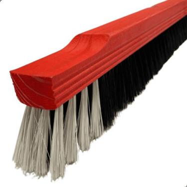 Imagem de Vassoura 60cm Pelo Sintético com Base de Madeira Casa e Industria - PR