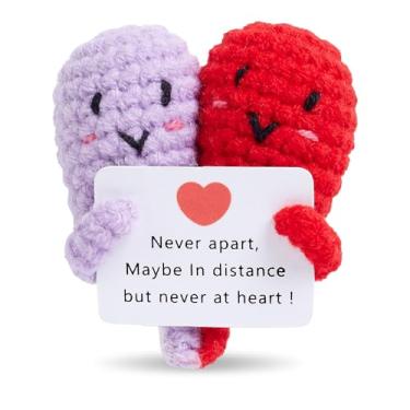 Imagem de AWARDSEN Positive Crochet Heart Gifts for Women, Funny Handmade Knitted Heart Crochet Gifts for Birthday Corworkers, Valentines Christmas Love Gift Ideas (Included Card ＆ Lucky Coins)