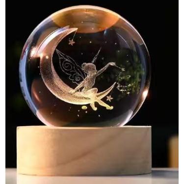 Imagem de JANARARY Luz noturna de fadas, lâmpada de bola de cristal 3D com 16 LEDs que mudam de cor e controle remoto, decoração de mesa exclusiva de 8,5 cm, presente de fada para mulheres, decoração de quarto