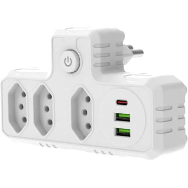 Imagem de Extensão de Tomada, Régua de Energia, 3 Tomadas, 2 Entradas USB, 1 Entrada Tipo-C, Suporte a Tensão de 110-220V, Potência de 2500W, Branco ou Preto