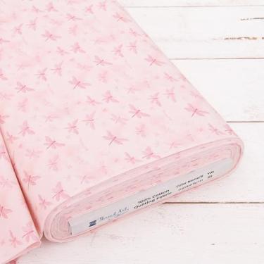Imagem de Tecido acolchoado de algodão premium com corte de 10 jardas vendido por The Yard - Coleção Vintage Threads - 111,8 cm de largura - 100% algodão - Quilting, costura, artesanato - Libélula rosa claro