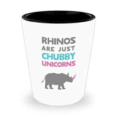 Imagem de Rhinos are just gordinho unicórnios copos de shot – Presente de mordaça de rinoceronte – Presentes de rinoceronte para homens