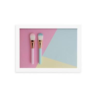 Imagem de Quadro Pincel Maquiagem Candy Colors Moldura Branca 33x43cm - Quartinh