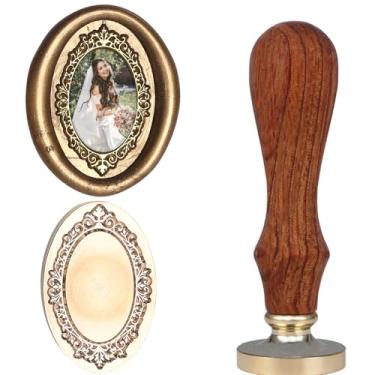 Imagem de VSECUON Carimbo de lacre de cera de moldura oval, cabeça de latão removível com alça de madeira em relevo 3D, carimbo de cera para convites de casamento, álbuns, cartas, presente de Natal