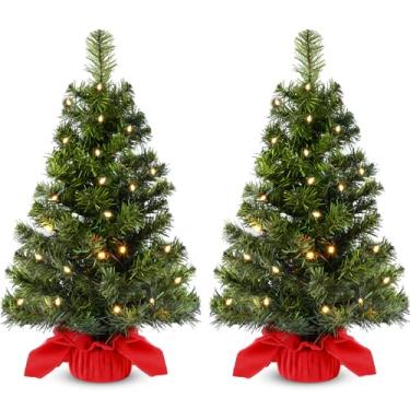 Imagem de Jenaai Pacote com 2 miniárvore de Natal artificial iluminada de 60 cm com 50 luzes LED, pequena decoração de Natal operada por bateria, decoração de casa, ambientes externos e internos