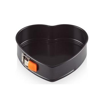 Imagem de Forma De Metal Bakeware Coração 26 Cm - Le Creuset