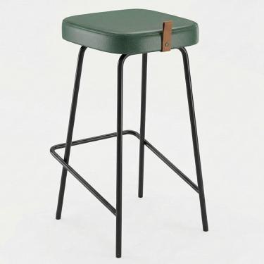 Imagem de Banqueta Alta Cozinha E área Gourmet Vik Estofada Couríssimo Verde - Desk Design