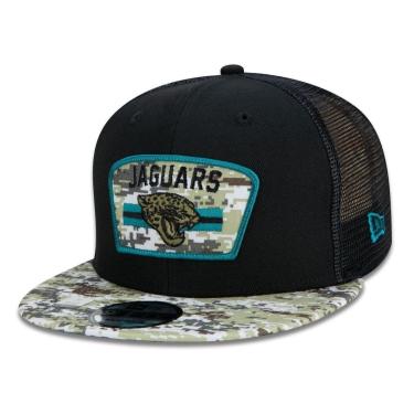 Imagem de BONE 9FIFTY TRUCKER JACKSONVILLE JAGUARS SALUTE TO SERVICE NFL SNAPBACK ABA RETA PRETO PRETO NEW ERA-Masculino