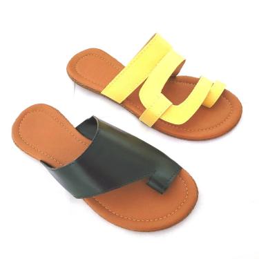 Imagem de KIT 2 Rasteirinhas Modelos de Dedo Preta e Tiras Amarela