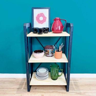 Imagem de Aparador de Madeira Pinus Linea de 3 Prateleiras Slim Natural e Preto 