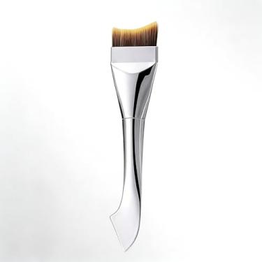 Imagem de Escova de base de cauda de peixe de ponta dupla prateada, fibras macias, cabeça de detalhe triangular para aplicação suave de corretivo e iluminador
