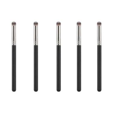 Imagem de Pincel Angulado Para Corretivo: Maquiagem De Precisão Para a Área Dos 