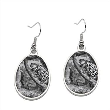 Imagem de Brinco de gravação vintage Cuscus of New Guiné – Brincos pendentes para meninas – Presente de festa de aniversário dos namorados