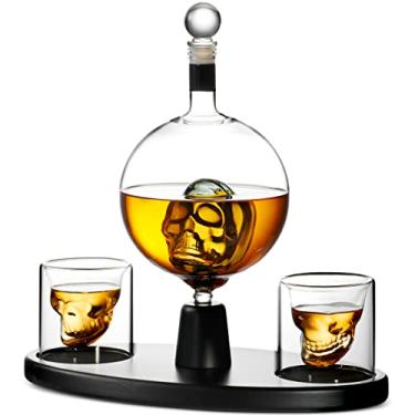 Imagem de Godinger Whiskey Decanter, Skull Decanter with Skull Whiskey Glasses on Wooden Display Tray, Liquor Decanter with Glasses, Whiskey Gift Set