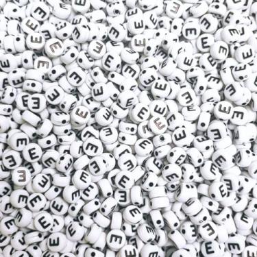 Imagem de 100 Miçangas Vogal Letra Separada Entremeio Missanga (E - Branco e Preto)