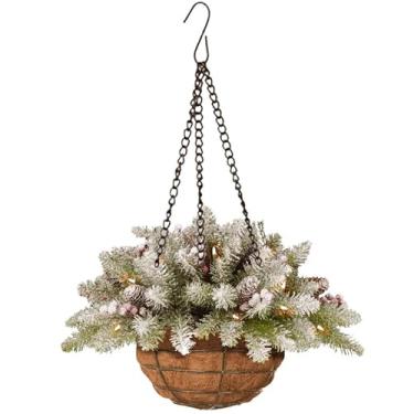 Imagem de Cesta de Natal para pendurar flores artificiais de 20 cm para uso ao ar livre com pinhas foscas, cachos de frutas silvestres realistas, flores artificiais para pendurar ao ar livre